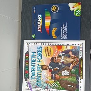 NWT HEARTTHROBS ADULT COLORING BOOK WITH 36 COLORED PENCILS